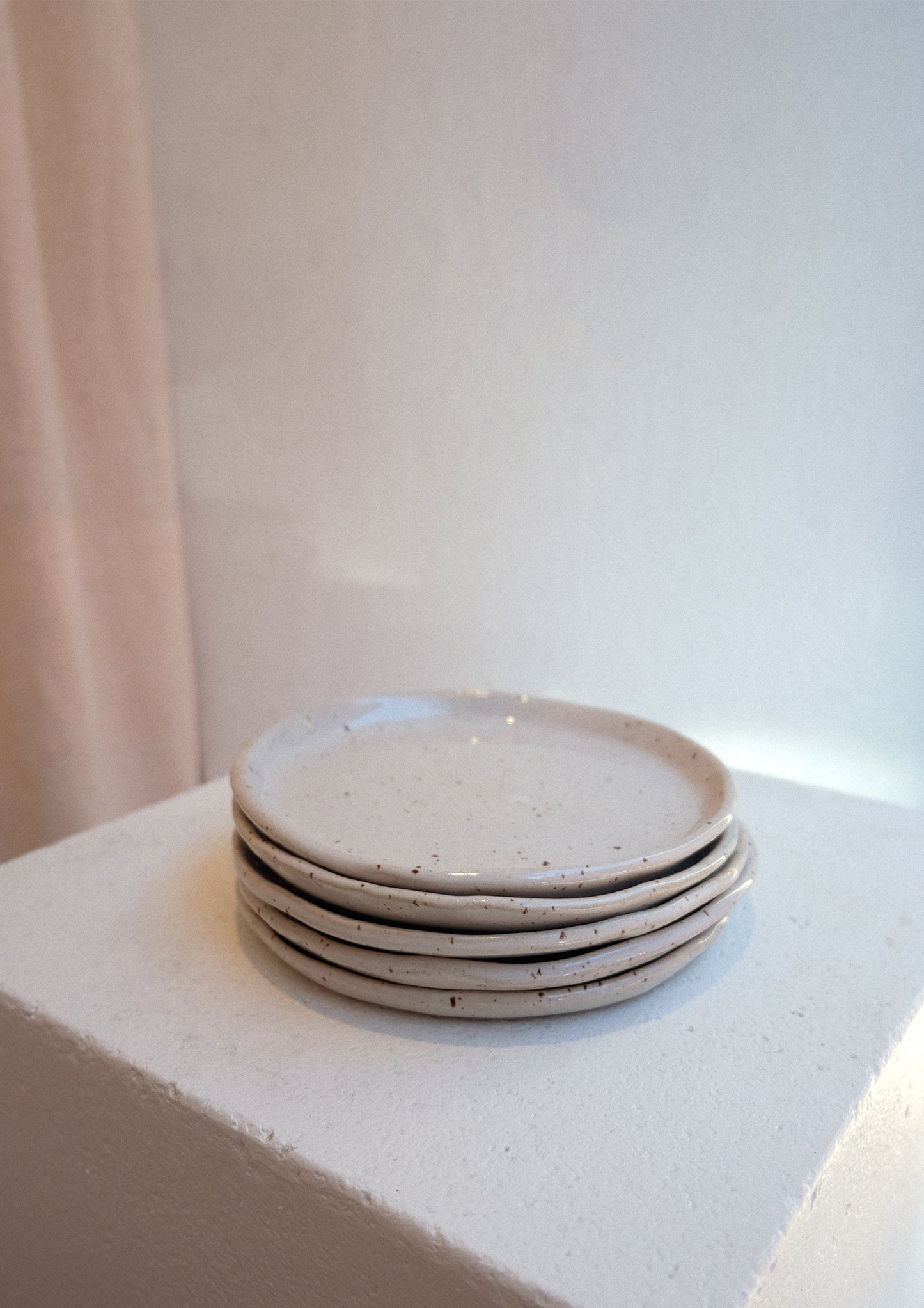 Handgjorda assietter 15x15cm (styckpris)