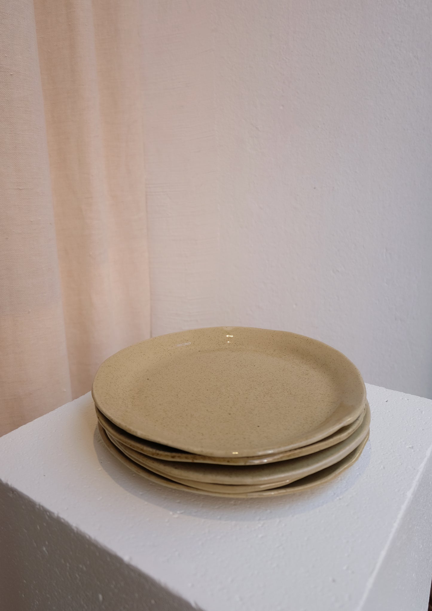 Handgjorda tallrikar 20x20cm (styckpris)